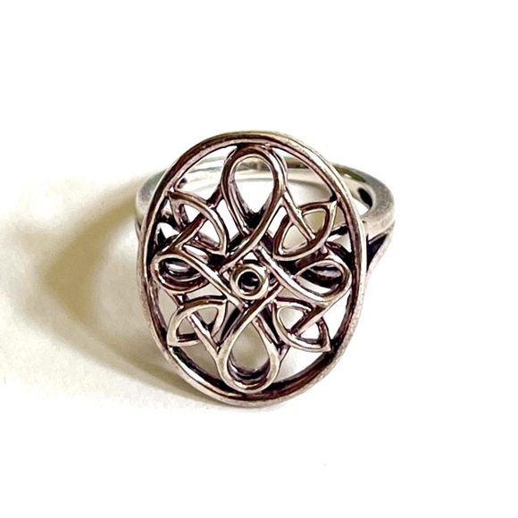 Sterling Silver Lotus Flower Medallion Ring 7.75 - Picture 2 of 3